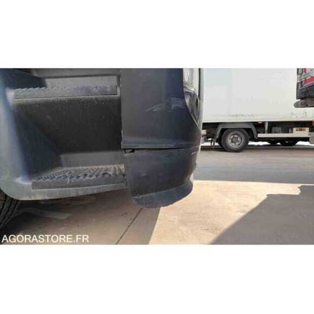 Iveco-48772631
