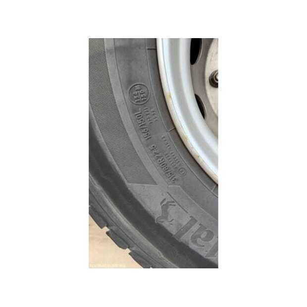 Iveco-48772640