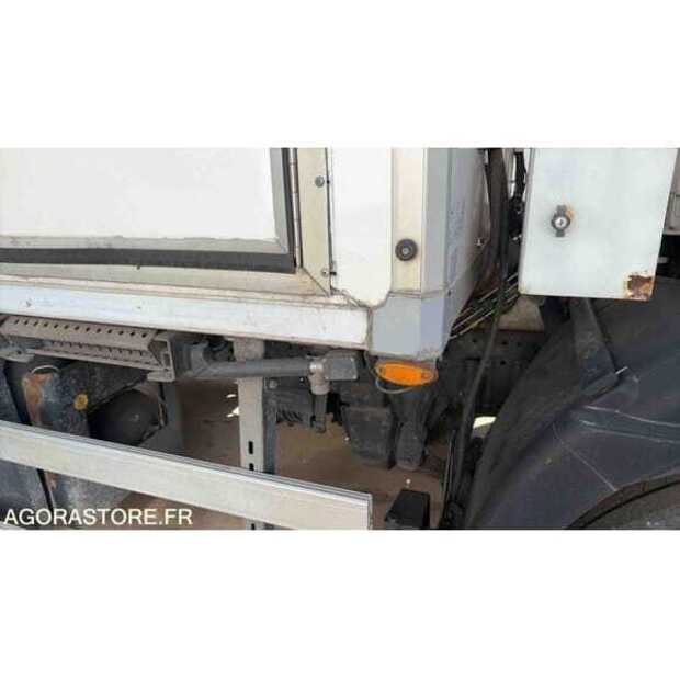 Iveco-48772646