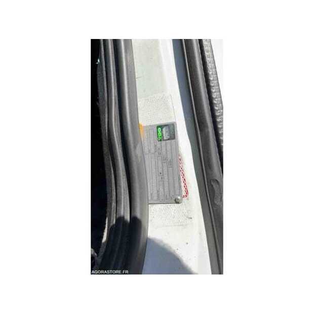 Iveco-48772664