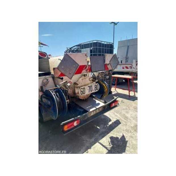 2006 نيسان Cabstar-48772698
