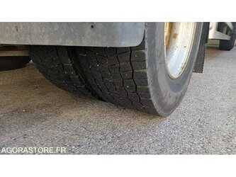 2011-renault-premium-1477674-48772737