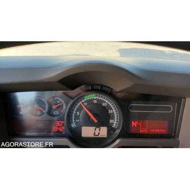 2011 رينو PREMIUM-48772750