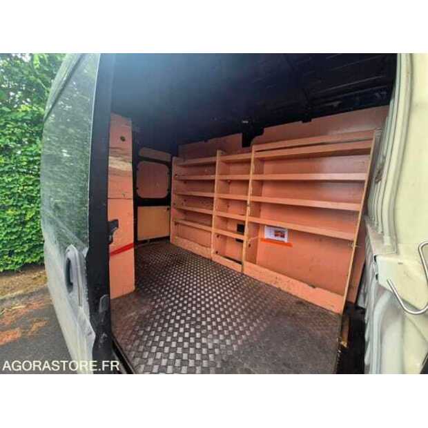 2023 Peugeot BOXER-48772934