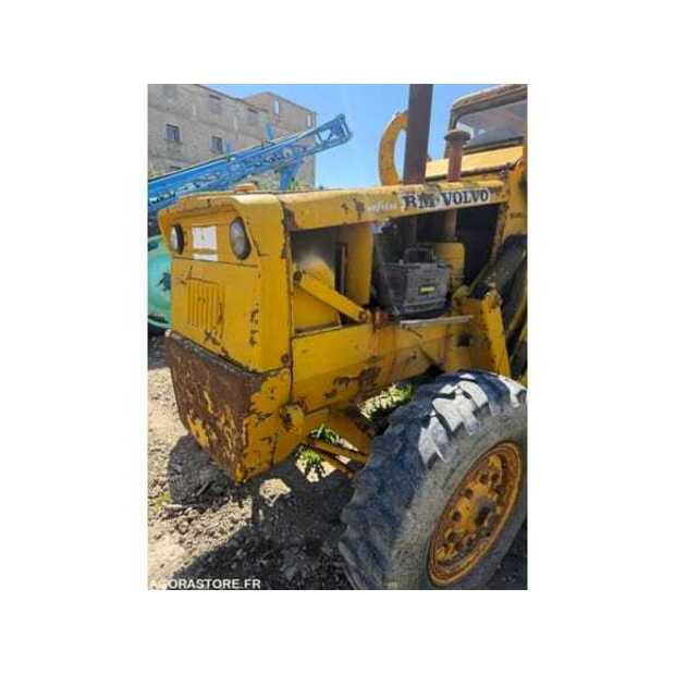 فولفو BM LM218-48773129
