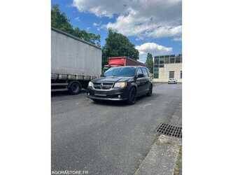Image de VOITURES 2018 DODGE LARGE CARAVAN