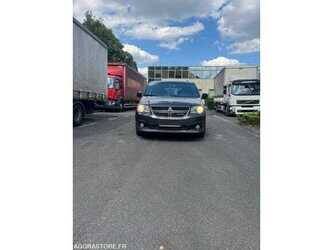 2018-dodge-large-caravan-1477704-48773173
