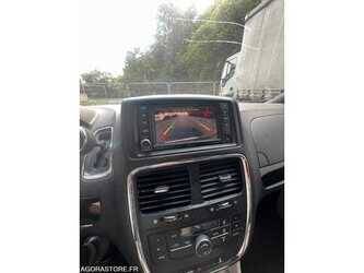 2018-dodge-large-caravan-1477704-48773182