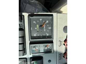 2009-renault-stratos-48773263