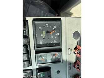 2009-renault-stratos-48773265