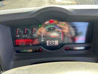 2009-renault-stratos-48773267