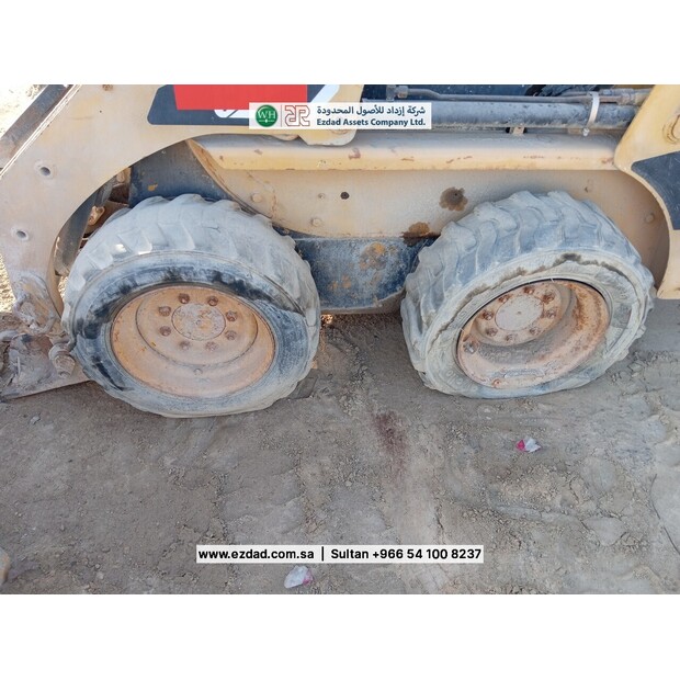 2012 كاتربيلر 216B-48778474