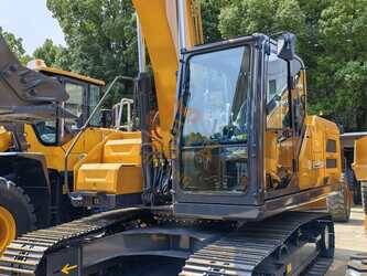Image for TRACKED EXCAVATORS 2025 XCMG XE200GA