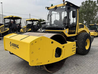 صورة ل 2021 بوماج BW216DH-5 للبيع في إيطاليا