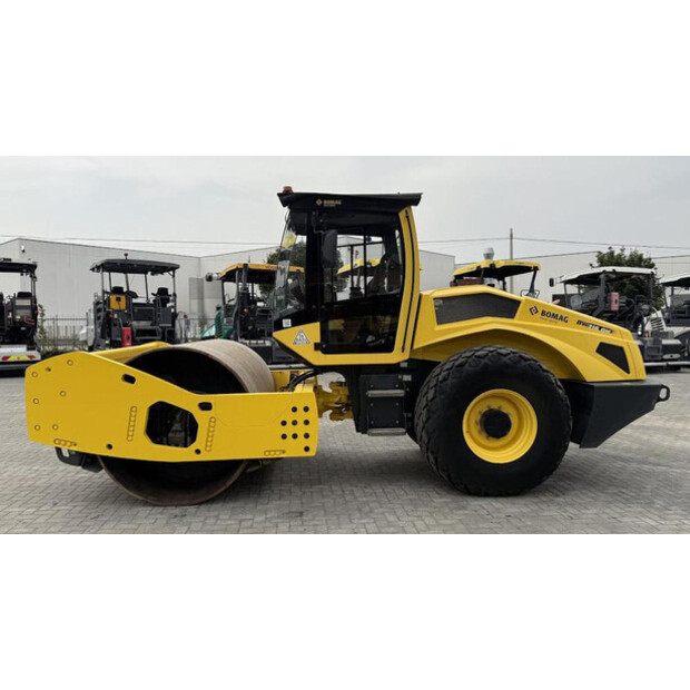 2021 BOMAG BW216DH-5-48778891