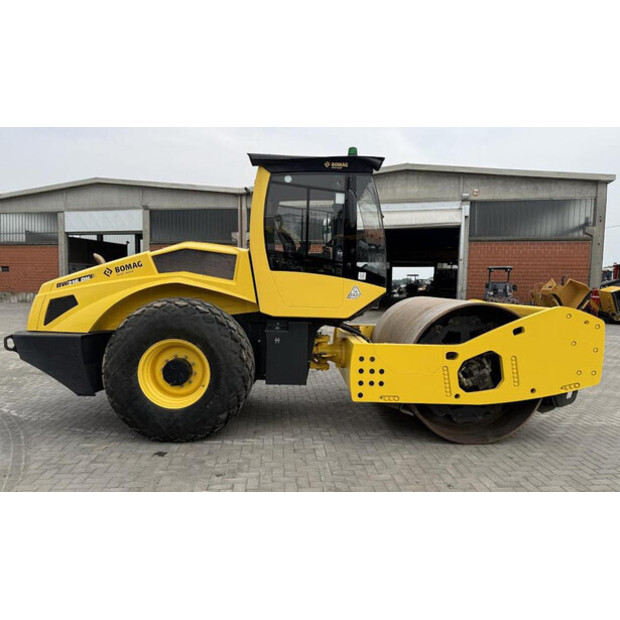 2021 BOMAG BW216DH-5-48778899