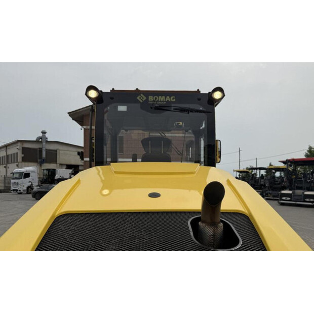 2021 BOMAG BW216DH-5-48778927