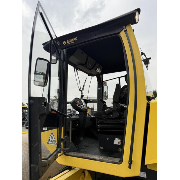 2021 BOMAG BW216DH-5-48778943