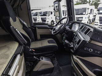 2020-man-tgx-18-470-1478070-48779117