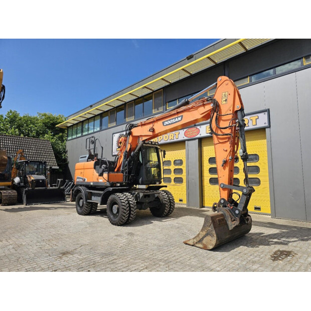 2016 Doosan DX170W-5-48780445