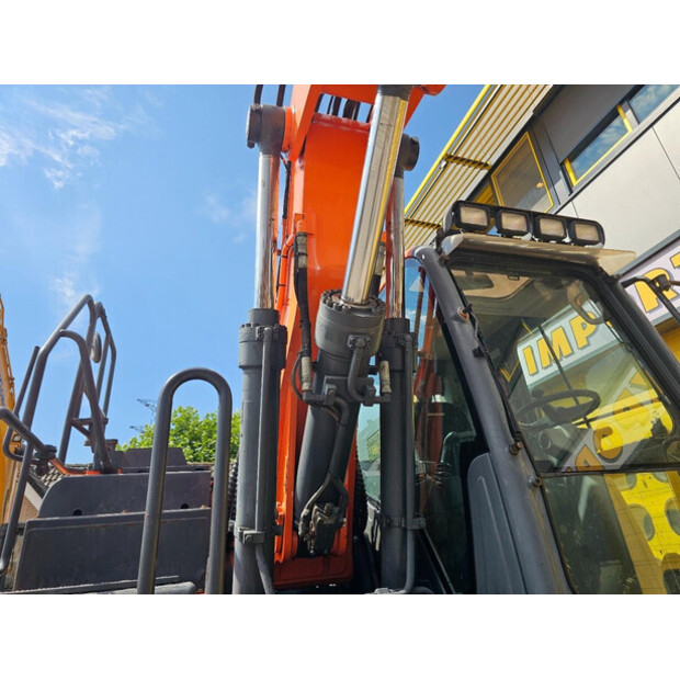 2016 Doosan DX170W-5-48780455