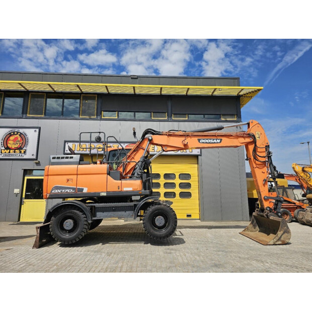 2016 Doosan DX170W-5-48780468
