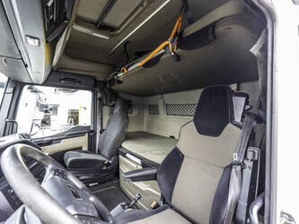 2020-man-tgx-18-470-1478070-48780607