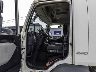 2010-volvo-fl-240-1478072-48780662
