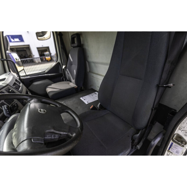 2010 Volvo FL 240-48780665