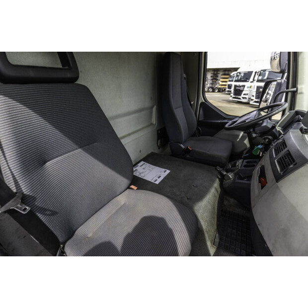 2010 Volvo FL 240-48780673