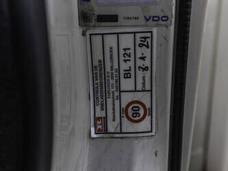 2010-volvo-fl-240-1478072-48780676