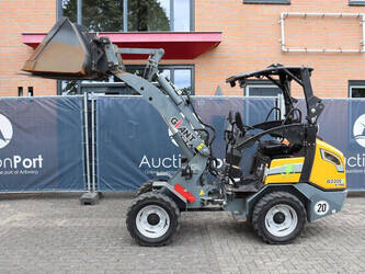 2022-giant-g2200e-x-tra-48780935