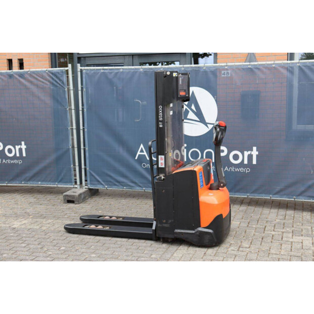 2015 BT SWE140L-48781262