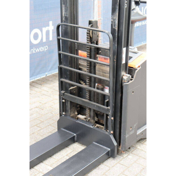 2015 BT SWE140L-48781270