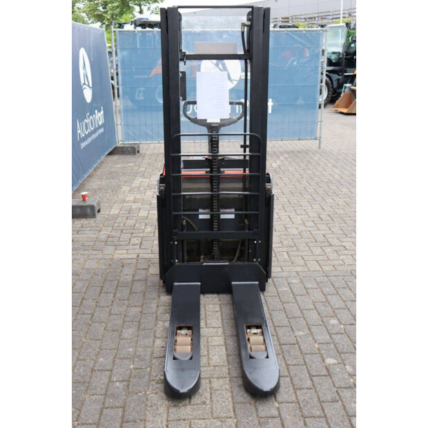 2015 BT SWE140L-48781400