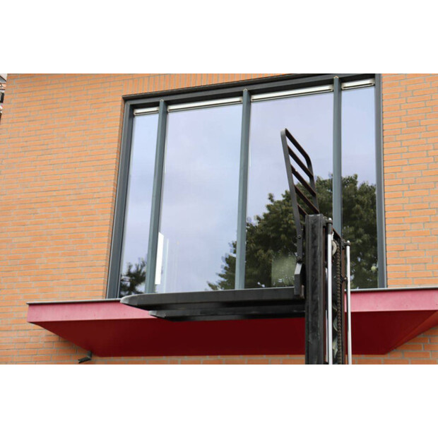 2015 BT SWE140L-48781483