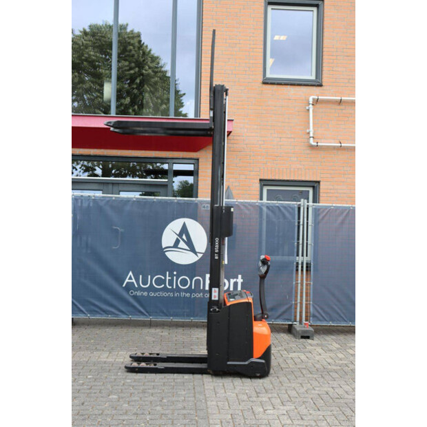 2016 BT SWE140L-48781541