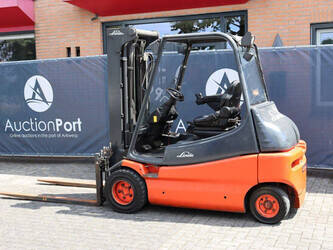 2003-linde-e30-02-1478163-48781985