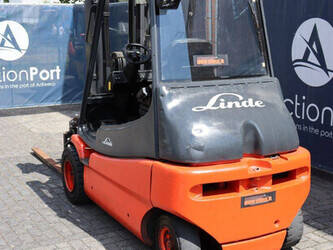 2003-linde-e30-02-1478163-48781986