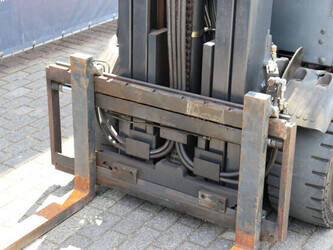 2003-linde-e30-02-1478163-48781994