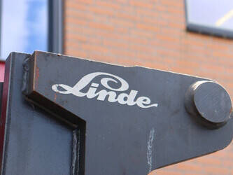 2003-linde-e30-02-1478163-48781996