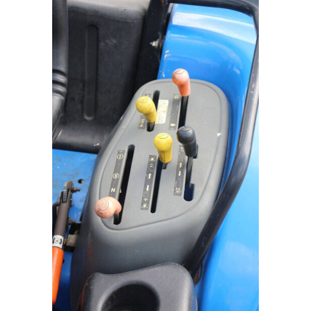New Holland TC40D-48782751