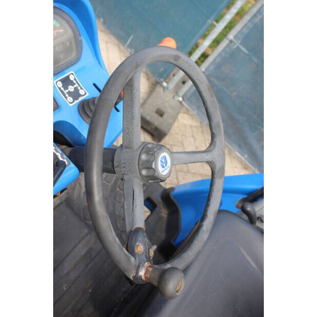 New Holland TC40D-48782753