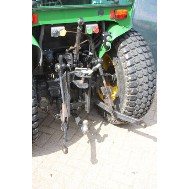 2003 JOHN DEERE 3720-48782780