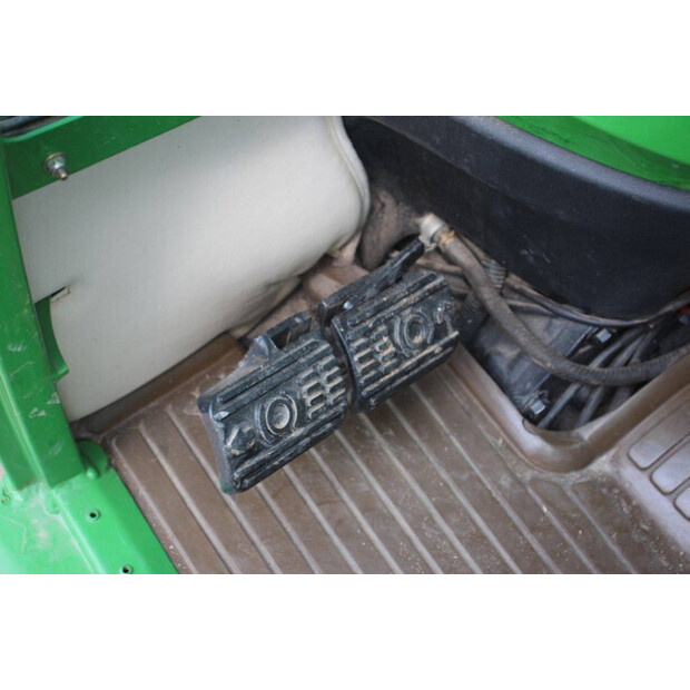 2003 JOHN DEERE 3720-48782790