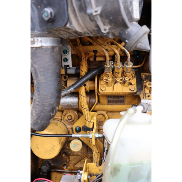 Caterpillar 301.8-48782857