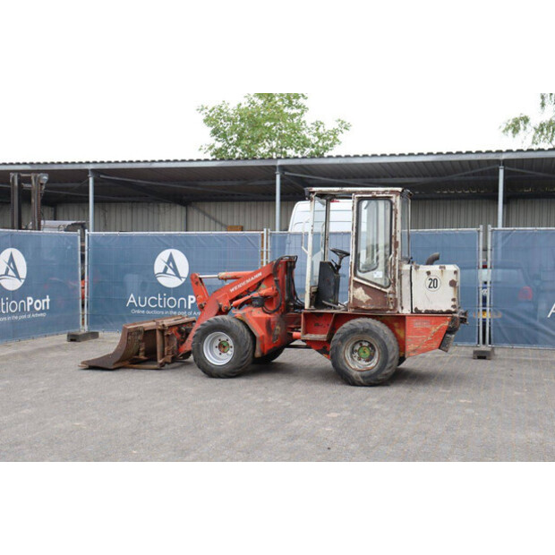 1991 Weidemann 3002 D/M-48783011