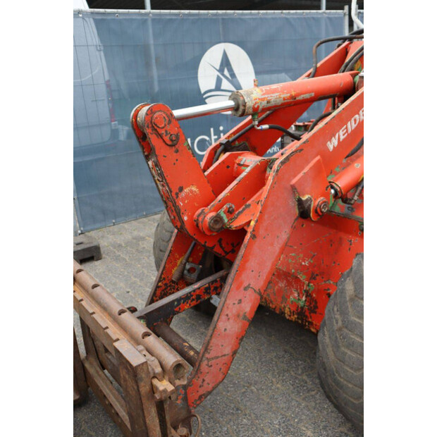 1991 Weidemann 3002 D/M-48783021