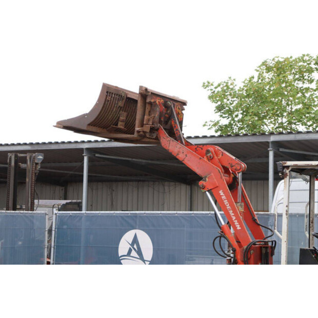 1991 Weidemann 3002 D/M-48783046