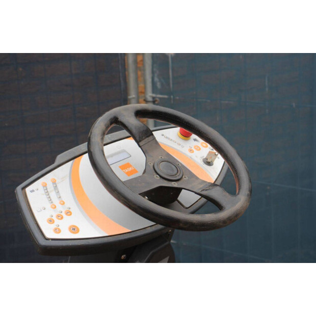 2018 Taski Swingo CO4000-48783176